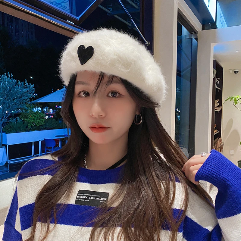 ins复古显脸小可爱兔毛帽子冬女爱心贝雷帽女白色毛绒秋冬画家帽