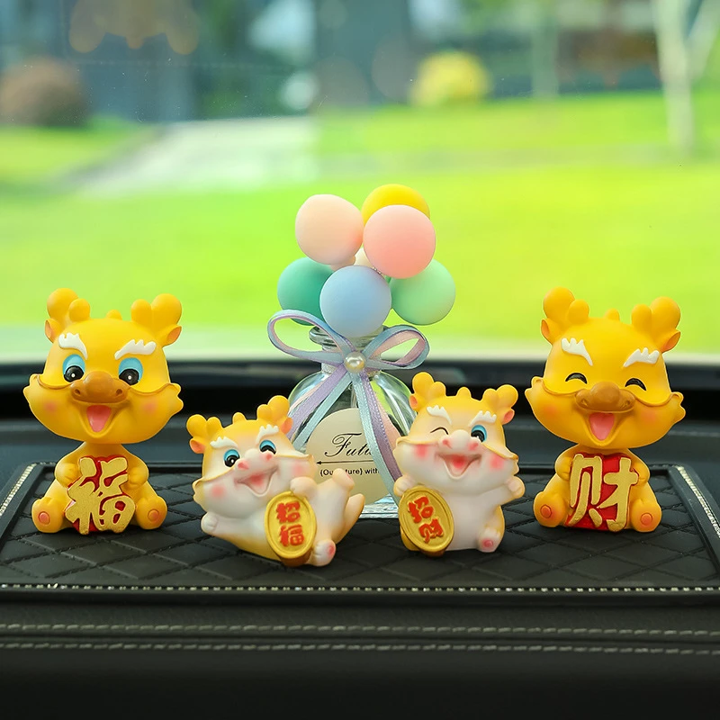 2024新款龙车载摆件中控台创意装饰网红龙年车内饰品卡通可爱摆件