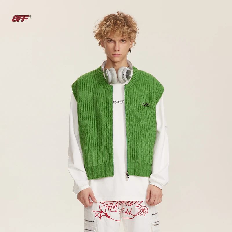 8FF/23FW四色金属logo标双拉链绵羊毛马甲纯色无袖背心