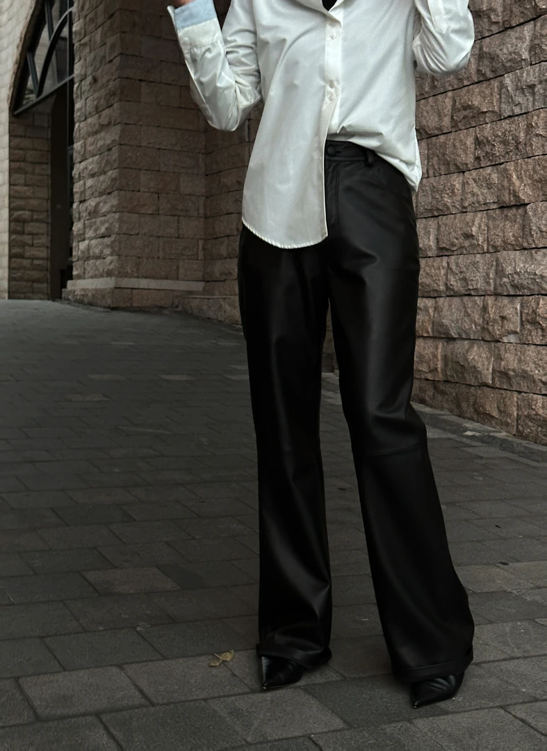 “神采奕奕”返潮复古舒适户外高腰时尚百搭休闲真皮休闲裤/31526