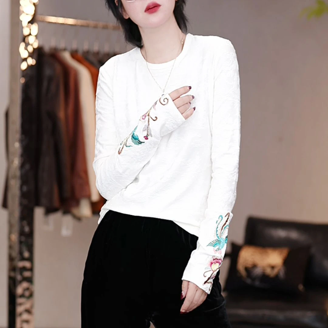 “柔美可人”新秋款设计感刺绣袖纯色T恤/S8936