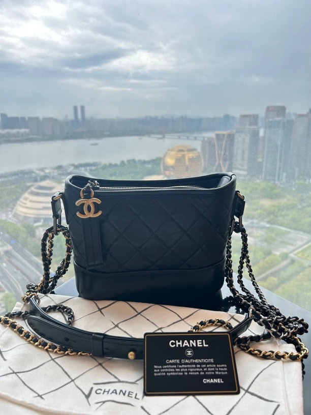 99新 Chanel/香奈儿 99新Chanel28开黑色小号流浪身份卡防尘袋