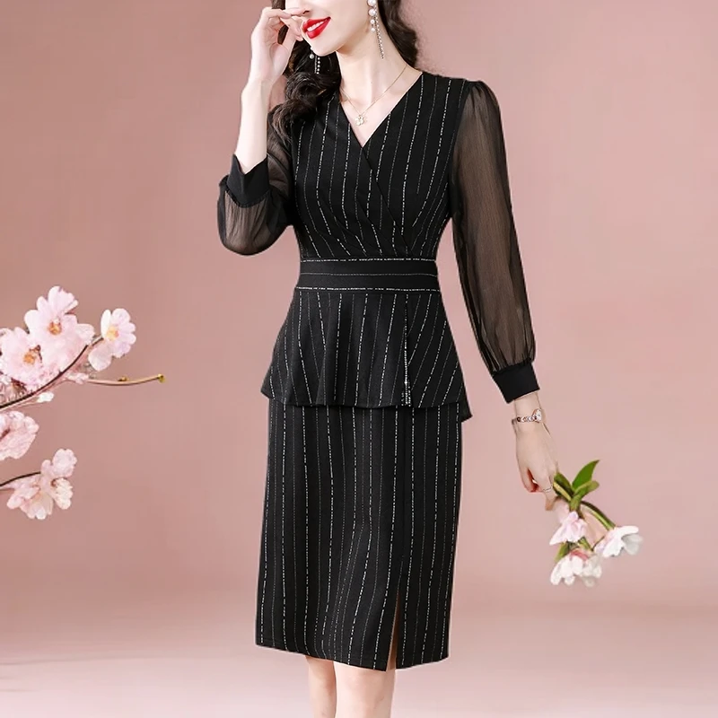 秋季连衣裙女2024新款包臀裙ol气质职业一步裙黑色条纹显瘦裙子女