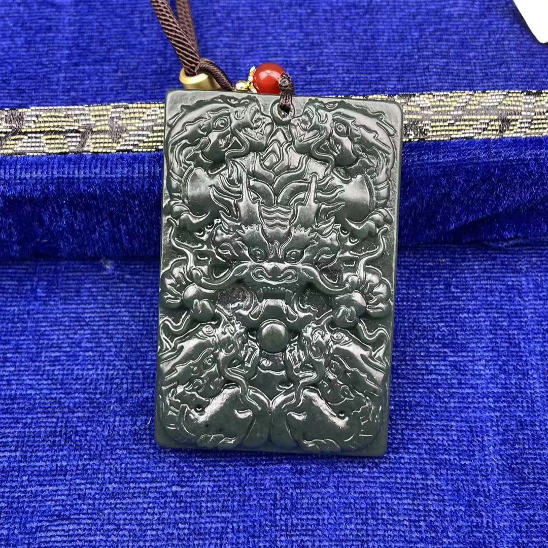 和田玉青玉九龙护主龙牌
