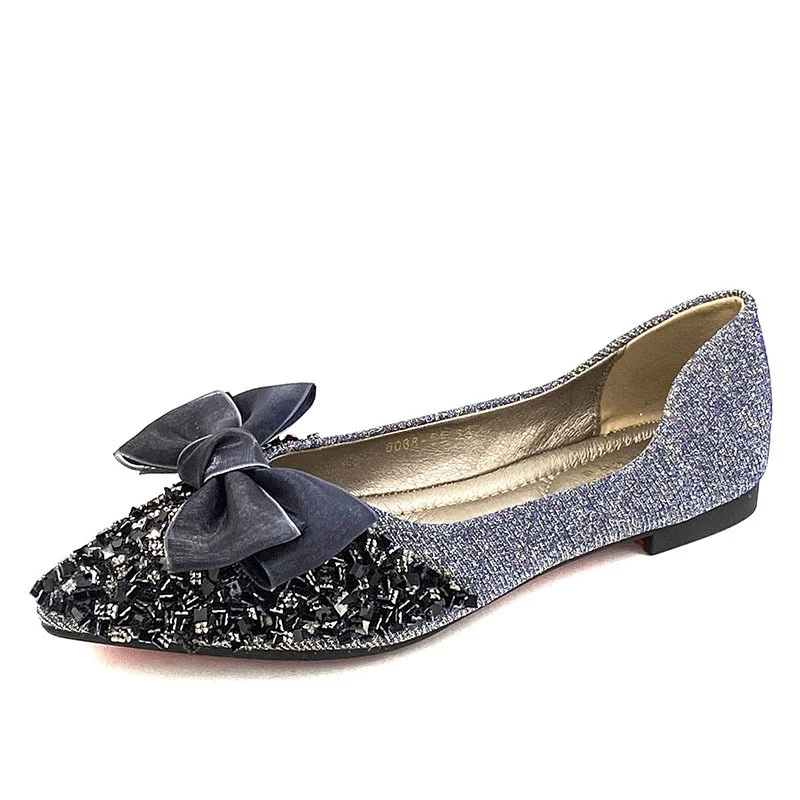 年秋款软底平底鞋时尚百搭女鞋水钻蝴蝶结尖头单鞋大码41-43
