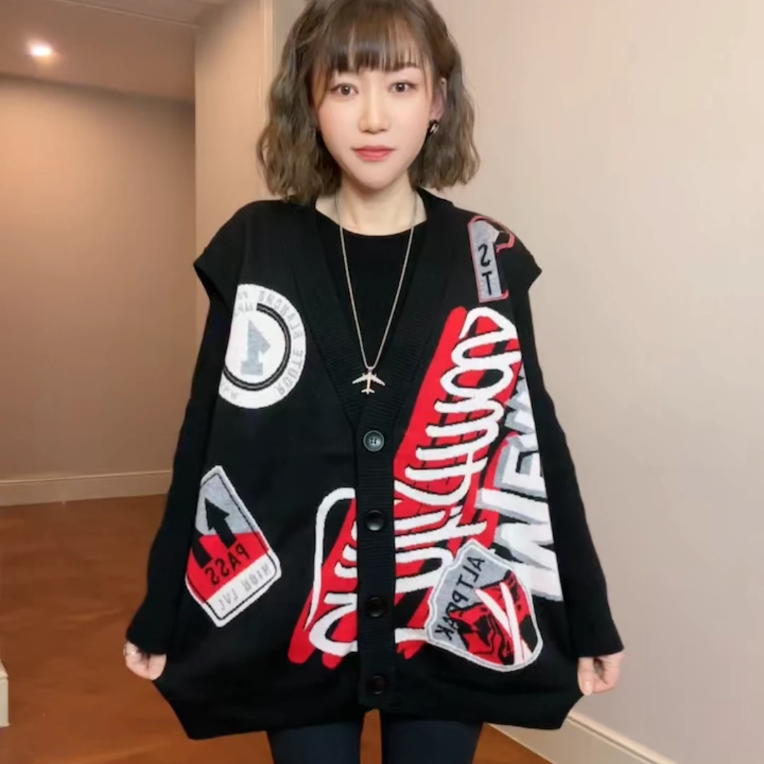 2025秋冬114#红色字母开衫马甲#时尚休闲百搭开衫马甲