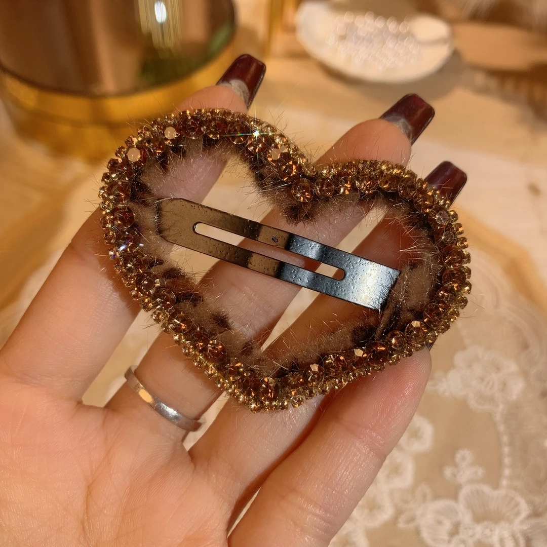 韩版轻奢时尚爱心发饰气质横夹