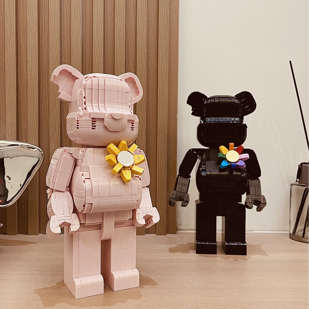 花心熊暴力熊黑色益智兼容儿童小颗粒拼装积木男女孩生日礼物玩具