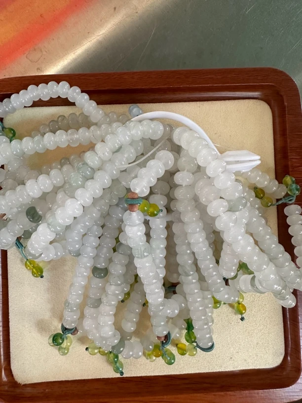 天然天山翠手串,算盘珠手串