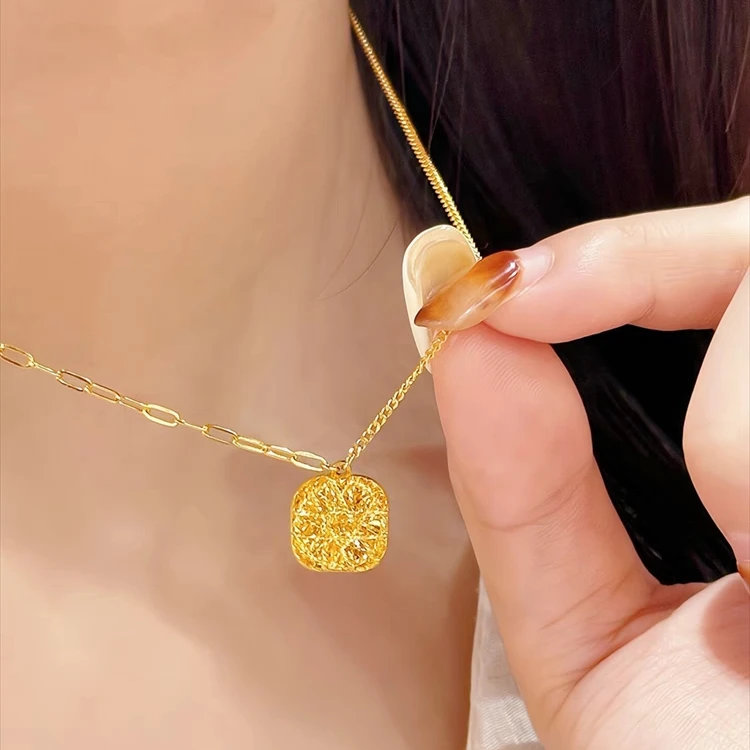 铜合金项链 小众高级感爆闪拉丝小方糖项链女轻奢精致百搭不掉色