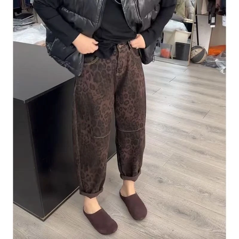 飞芊娅秋冬新款洋气豹纹牛仔裤女微胖大码高腰宽松显瘦九分哈伦裤
