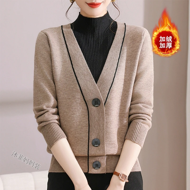 时尚妈妈加绒冬装洋气假两件针织上衣中老年女冬季保暖半高领毛衣