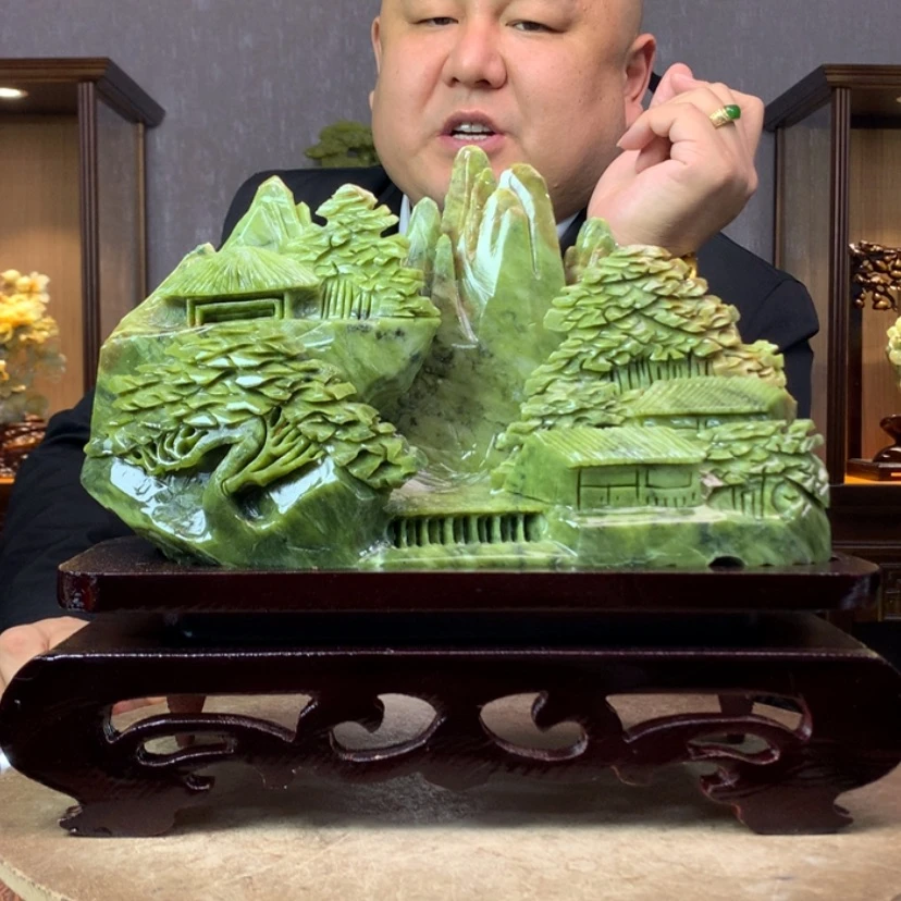 【闪购商品】蛇纹石玉摆件未镶嵌关**儿