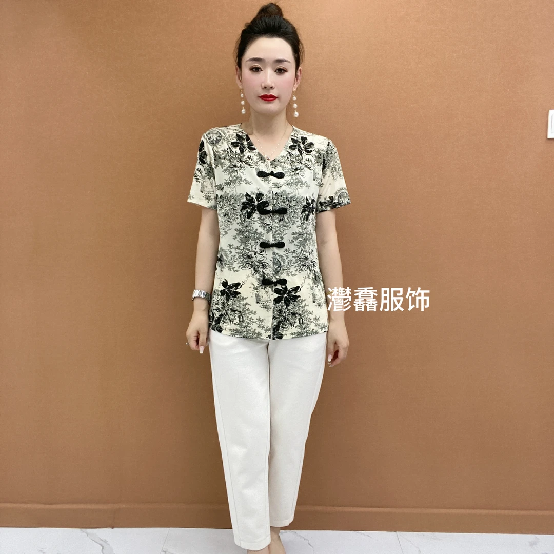 夏季新款碎花冰丝短袖T恤中老年女装宽松大码复古盘扣上衣妈妈装