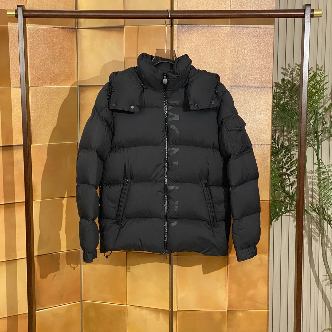 Moncler Maures黑色拼接徽标字母logo羽绒服/1码/98新/42324