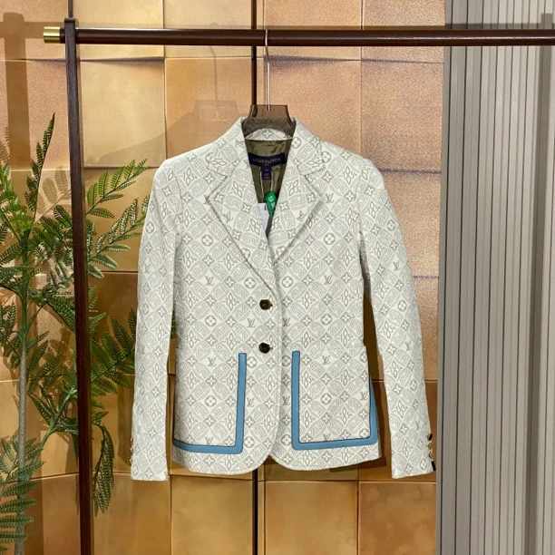 Louis Vuitton 1854老花满印白色金扣外套/34码/99新/23562