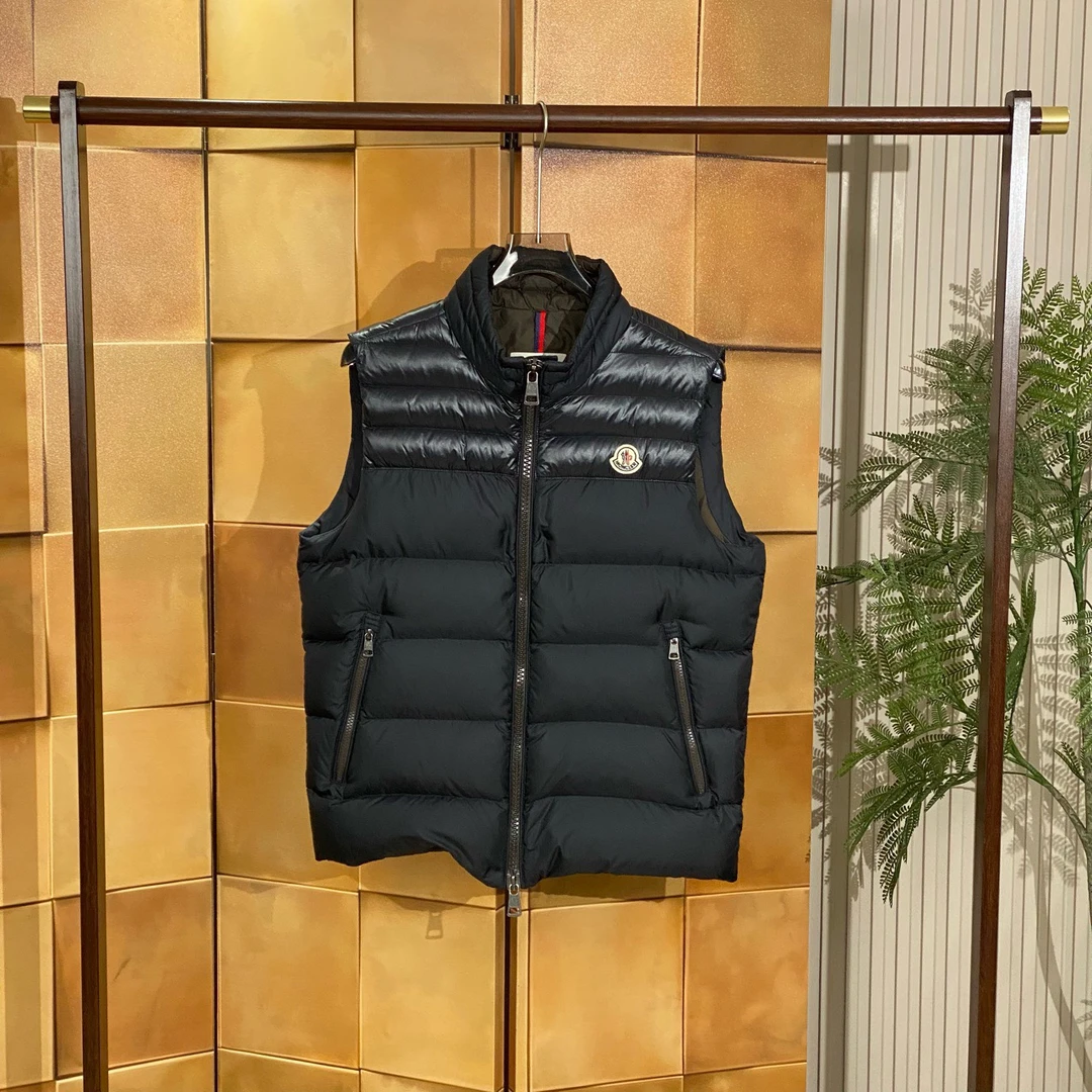 Moncler蓝色拼接刺绣徽标logo羽绒服马甲/2码/99新/女41856