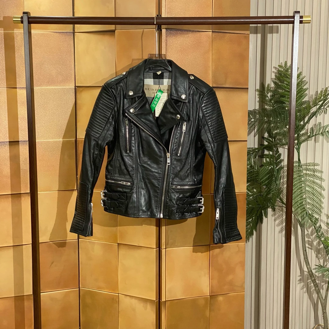 Burberry 秀款机车牛皮革皮衣外套/38码/公价2w/99新/女24188