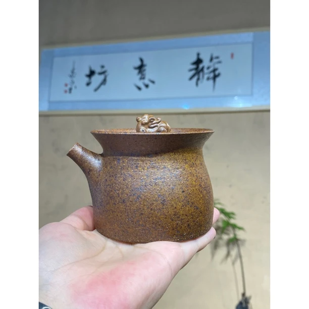 定窑静意坊高温烧制貔貅手抓壶