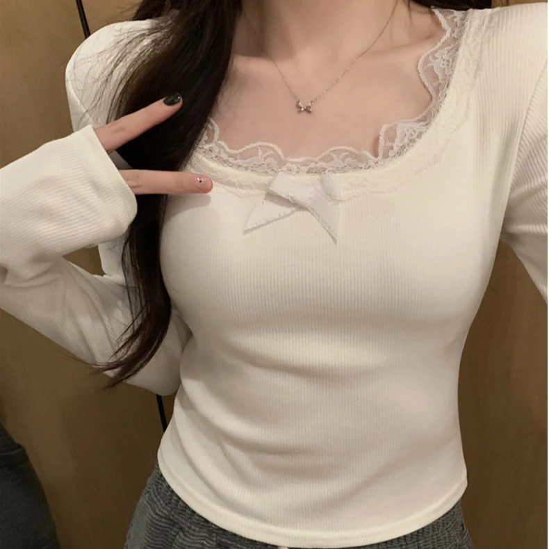 秋冬纯欲蕾丝花边磨毛修身长袖带固定胸垫短款白色百搭上衣女