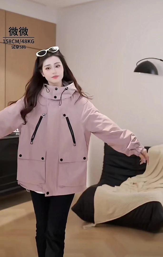 HUIERMAN/慧尔曼时尚设计师款工装减龄连帽冲锋衣外套【9829】