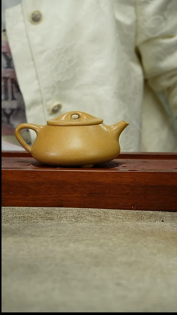 【闪购商品】紫砂茶壶 zj 黄金段 景舟石瓢