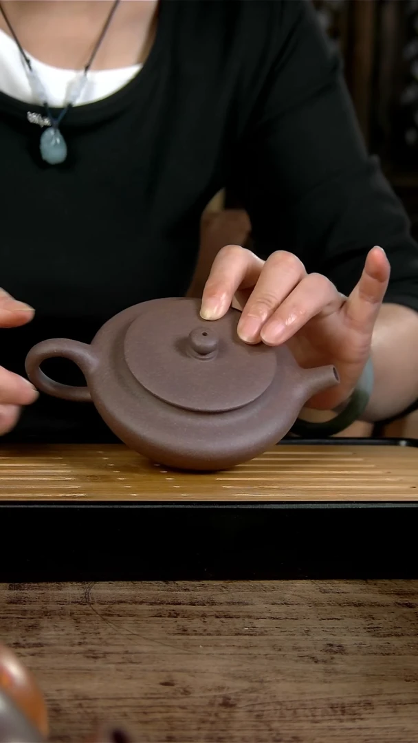 【闪购商品】紫砂茶壶lw  粗砂天青  扁尘