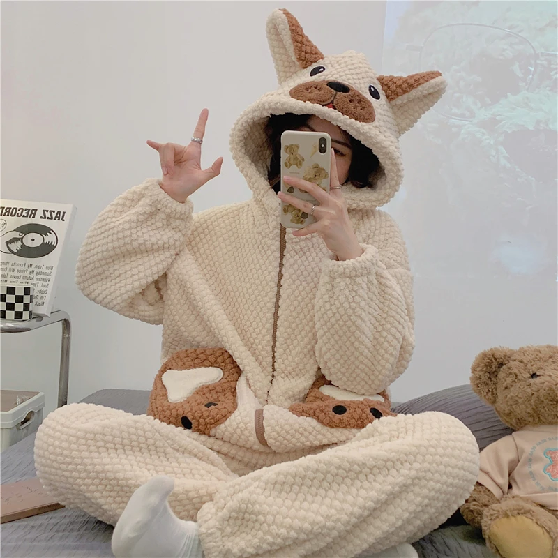 2023年新款卡通睡衣女珊瑚绒可爱法兰绒秋冬季学生连帽拉链家居服