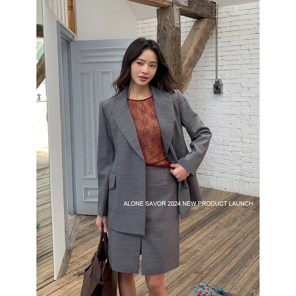 【ALONE SAVOR】布朗尼之秋，简约干练收腰立裁西装直筒半裙套装P154