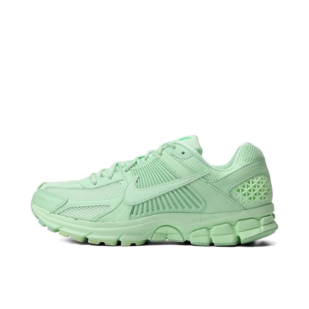 【滔搏联动】NIKE耐克男子NIKE ZOOM VOMERO 5板鞋HF5493-301