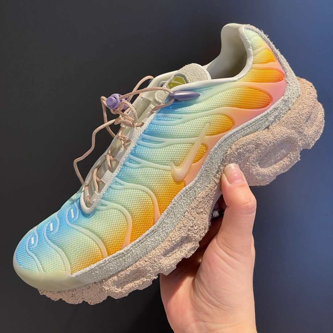 【滔搏联动】NIKE耐克女子AIR MAX PLUS板鞋/复刻鞋HF5726-912