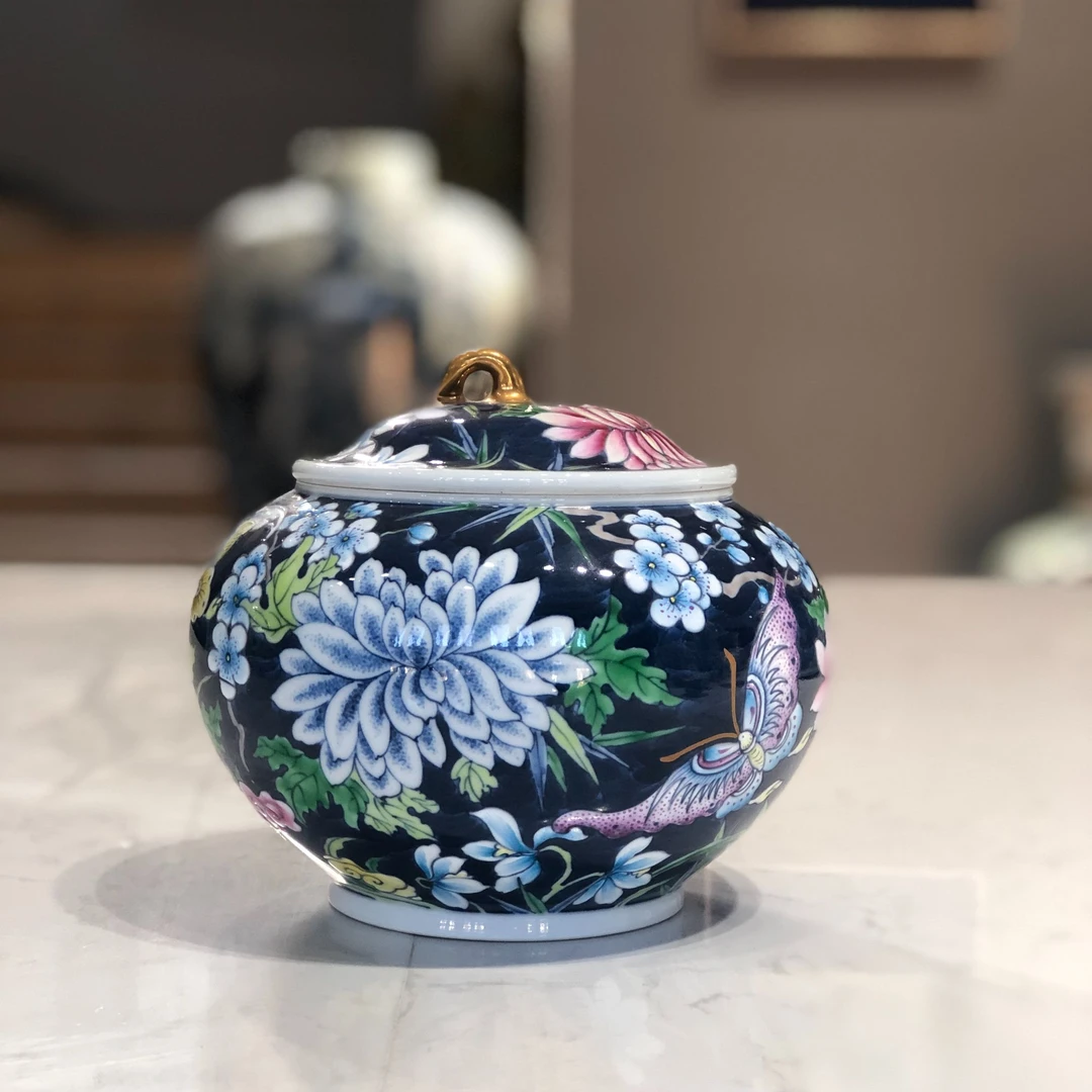 斗彩宫廷黛玉茶叶罐