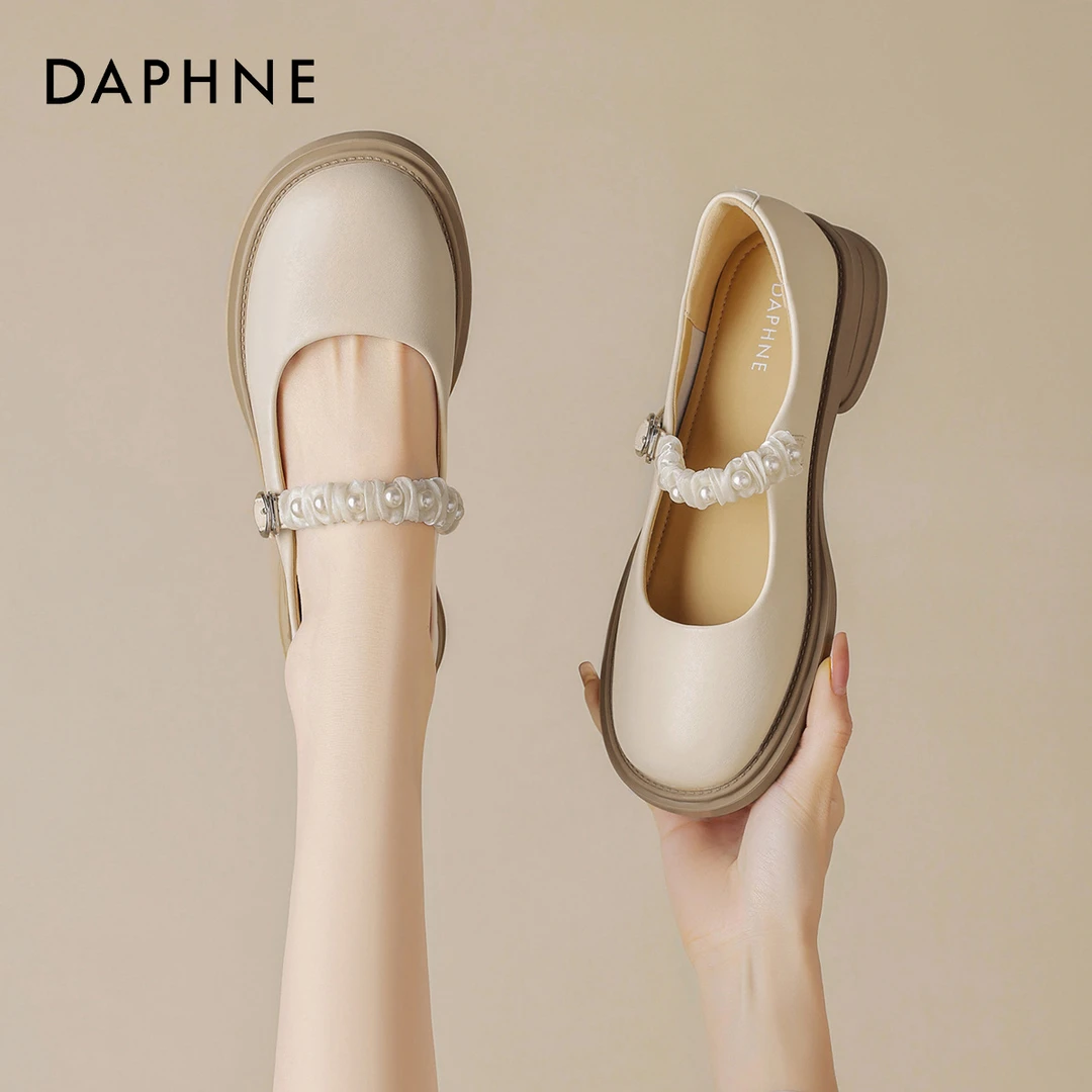 达芙妮法式玛丽珍女鞋2024新款春夏季粗跟单鞋白色厚底小皮鞋