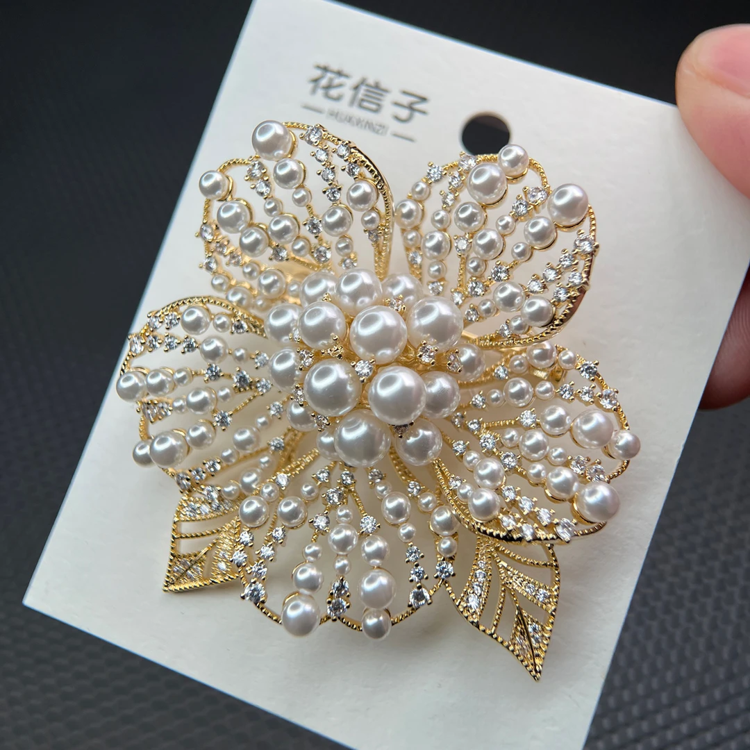花信子 铜仿珍珠胸针 6861 珠光花卉金 双12新品简约百搭大衣胸花
