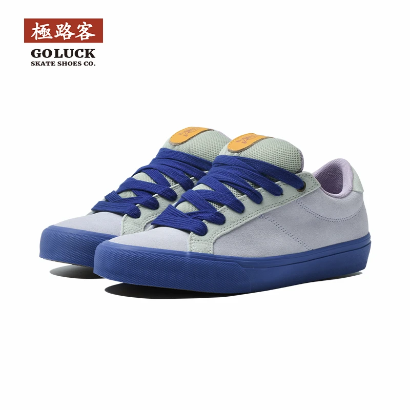 极路客新款熊系列男女款蓝紫色国潮板鞋面包鞋耐磨减震专业滑板鞋