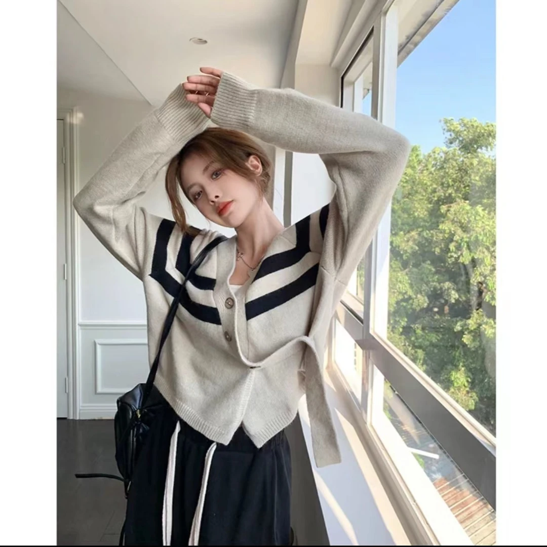 设计感不规则秋季拼色V领条纹慵懒风长袖毛衣针织开衫外套女