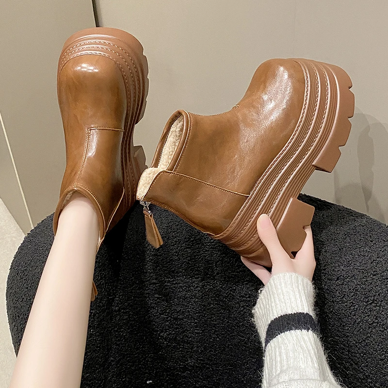 厚底雪地靴女冬季保暖棉鞋2025新款小个子增高马丁靴加厚加绒短靴