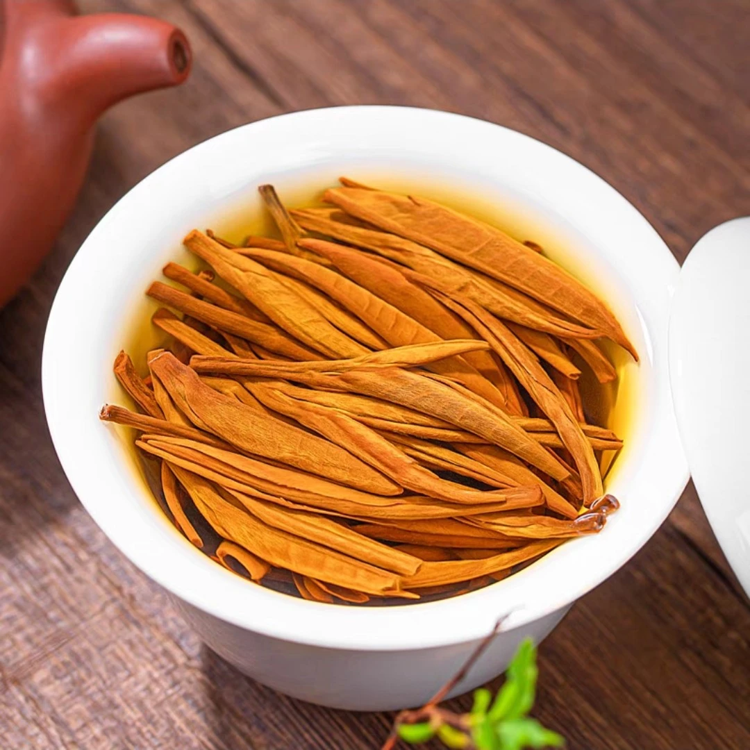 云南古树红茶滇红罐装