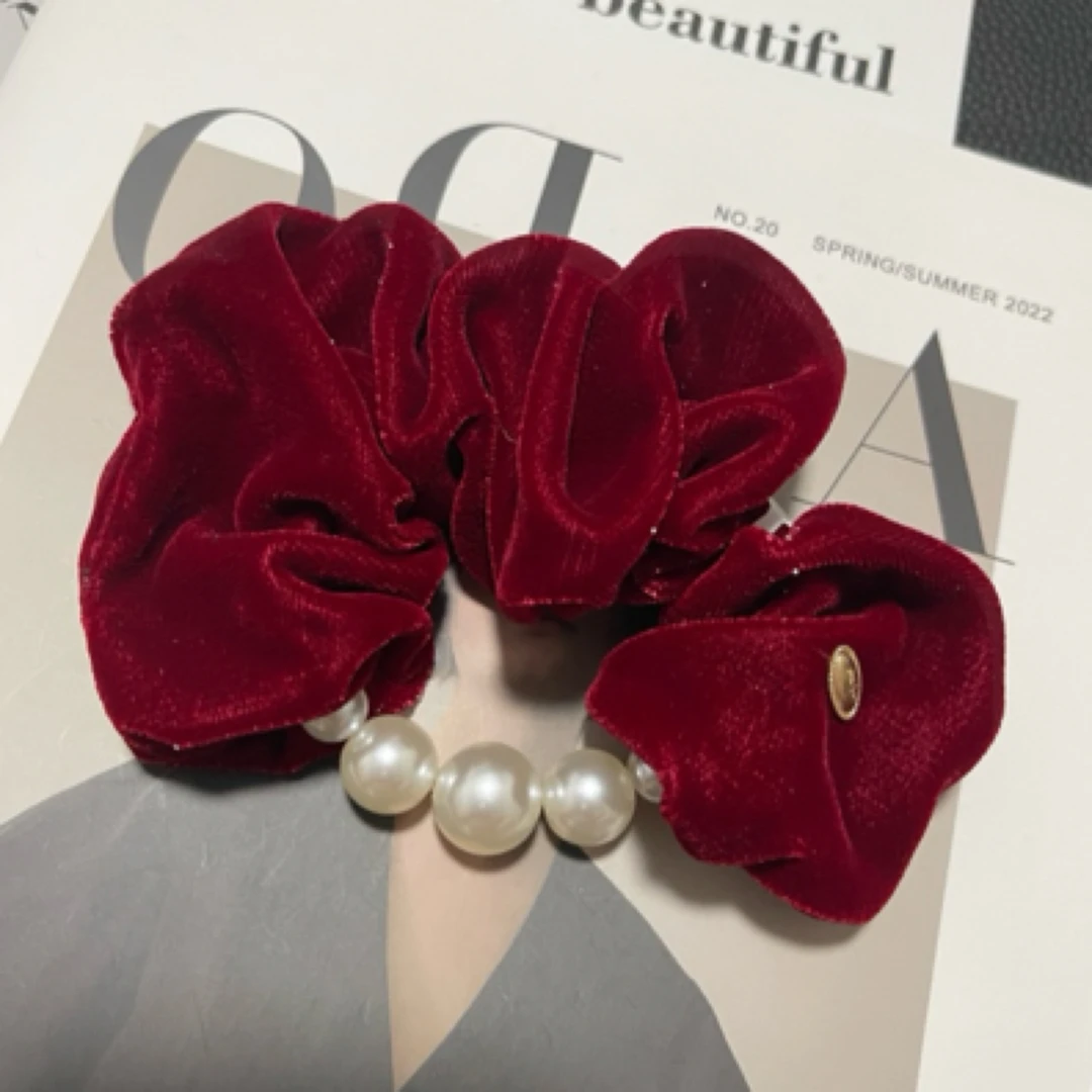 2024秋冬新款丝绒珠珠发圈大肠圈高级感头绳发饰复古可爱时尚百搭