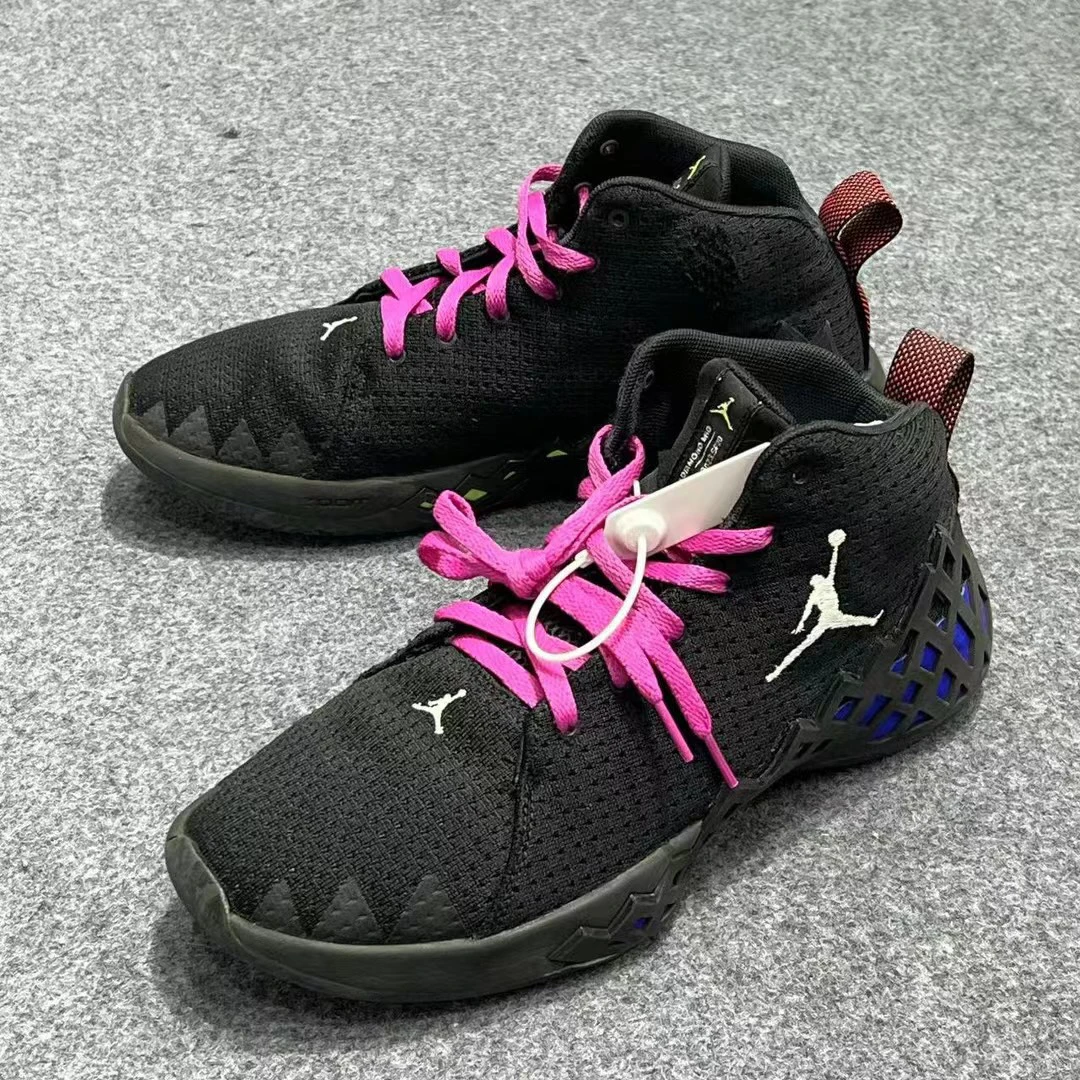 43码/NIKE AIRJORDAN JUMPMAN鸳鸯配色 高帮篮球鞋 公价1499