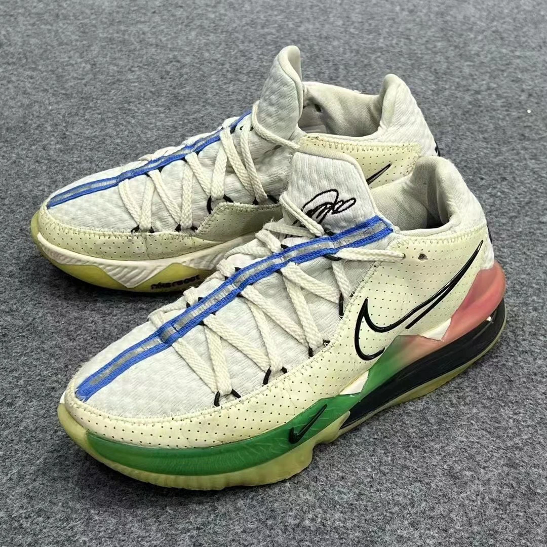 40码/NIKE LBJ17low 白绿配色 低帮篮球鞋