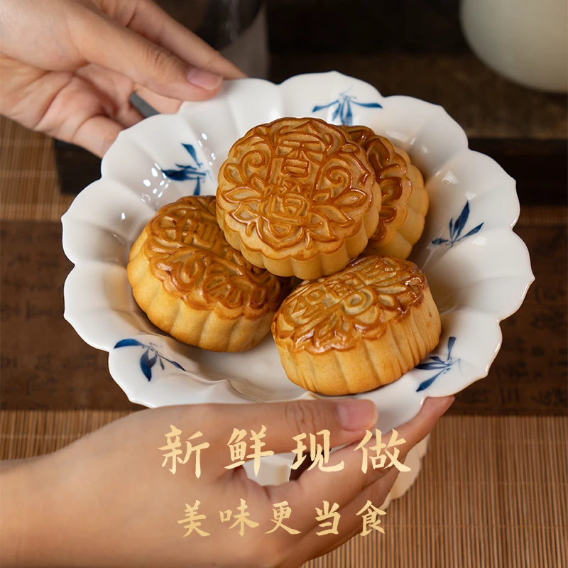 [新鲜现做]广式水果月饼凤梨哈密瓜香橙草莓中秋月饼零食糕点