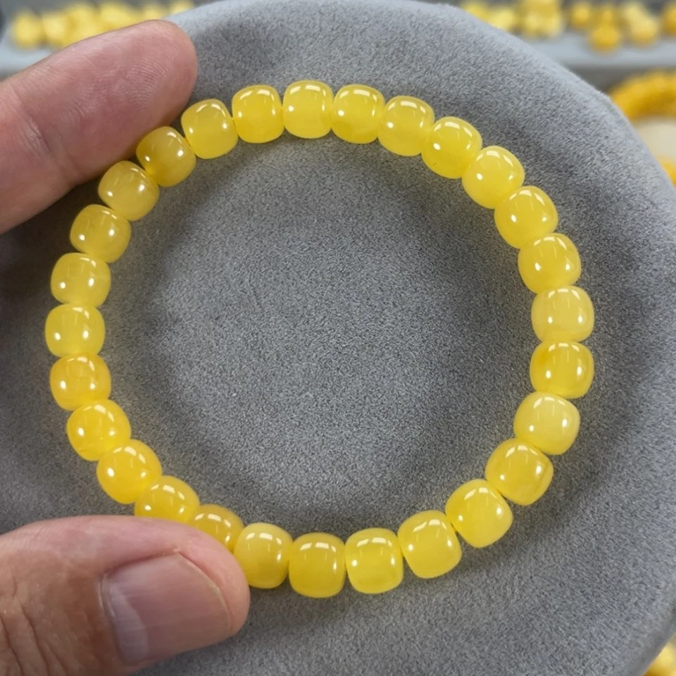 【闪购商品】蜜蜡手串未镶嵌纯天然俄料鸡油黄