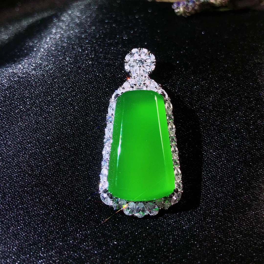 「蒂铭轩珠宝」天然绿玉髓925银镶嵌精品无事牌吊坠