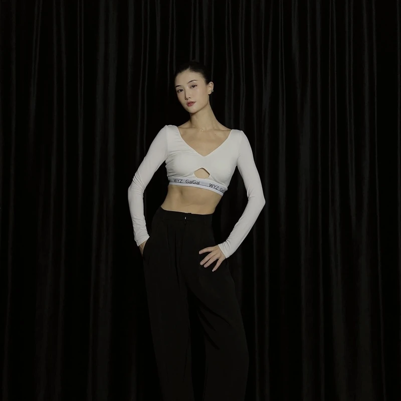 断码清WYZ盖盖运动风V领长袖紧身T恤镂空上衣露背性感气质上衣