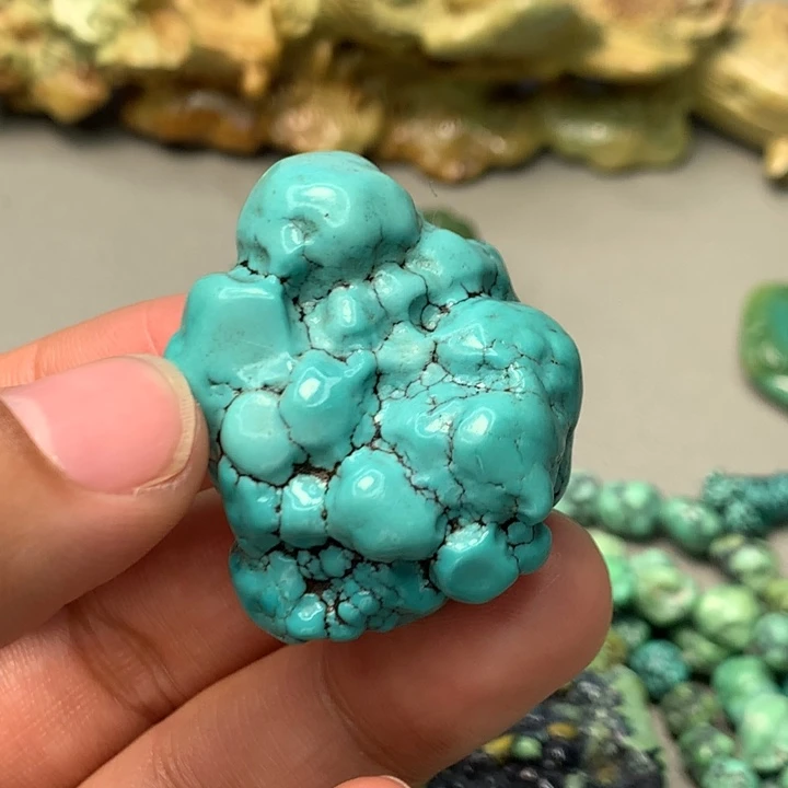 绿松石颈饰未镶嵌