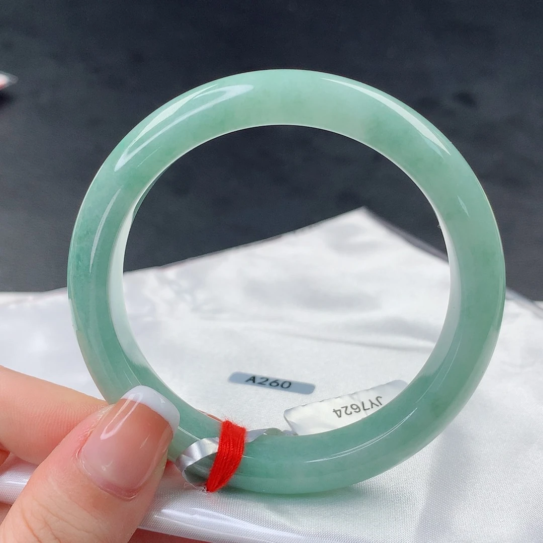 翡翠手镯未镶嵌110正56.7