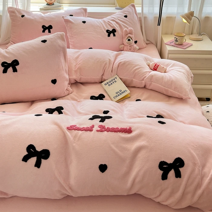 小清新牛奶绒四件套