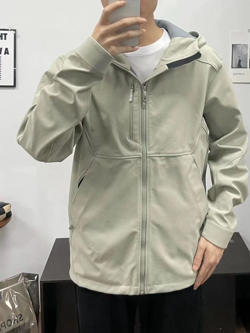 户外内绒立体剪裁耐磨连帽软壳冲锋衣外套男女可穿