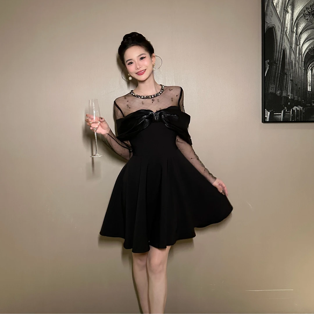 【花花原创】气质性感蝴蝶结小黑裙名媛显瘦收腰一字肩连衣裙21405